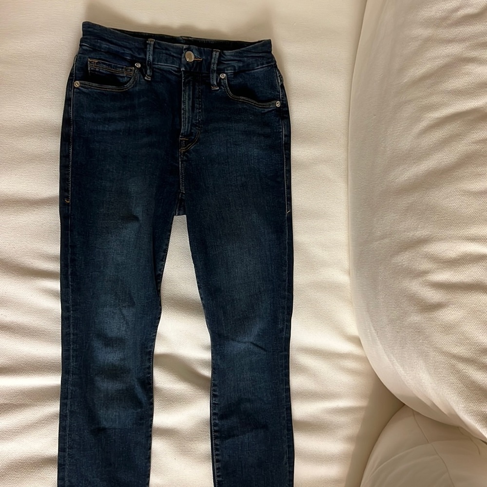 Good American jeans. Worn once. Super comfy